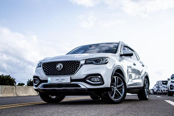 mg zs hybrid review