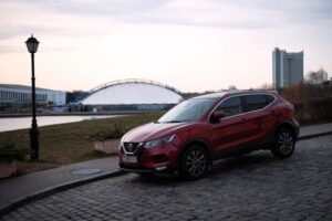 Nissan Qashqai vs Kia Sportage: Which Family SUV Is Better?